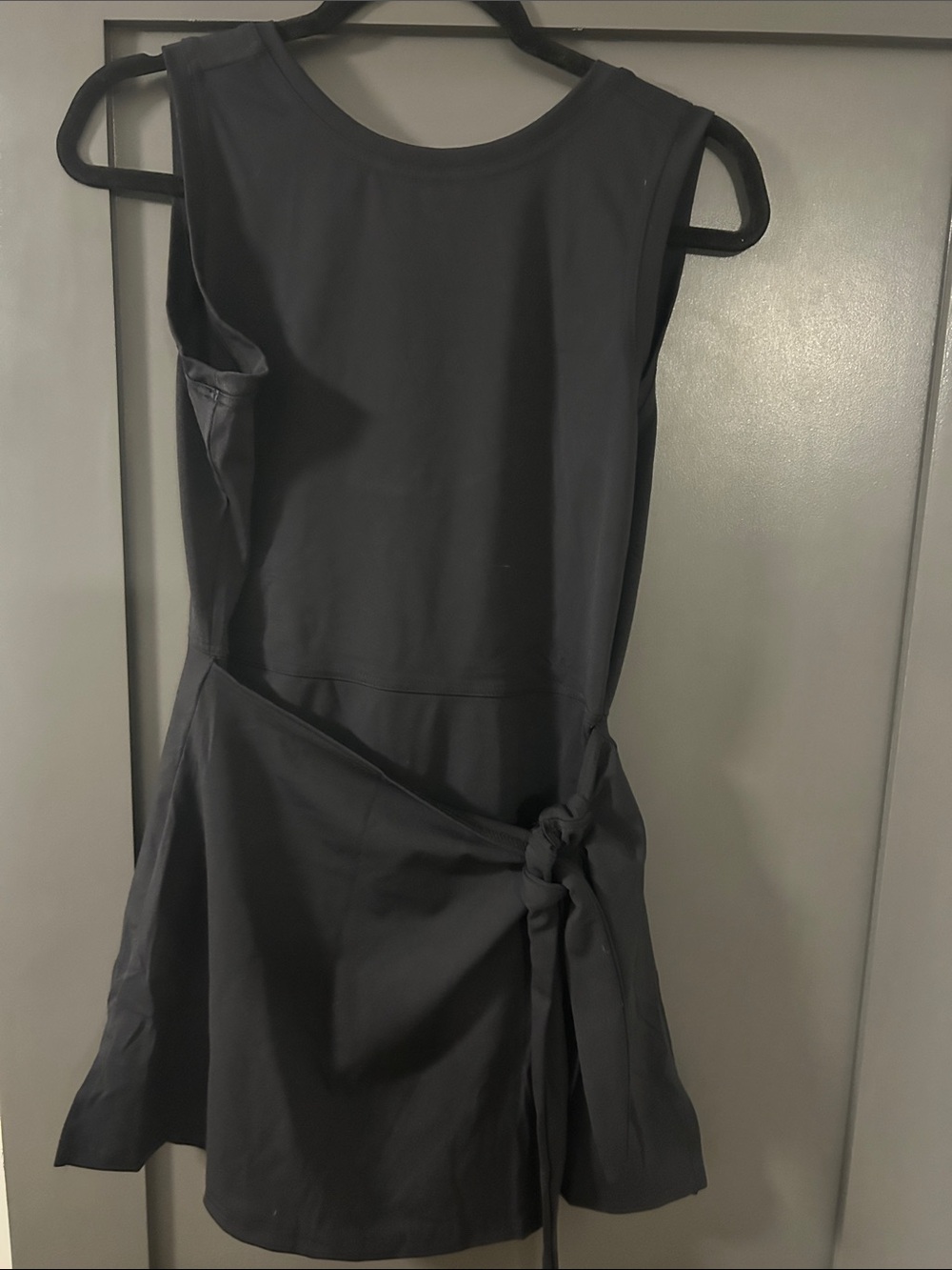 Sleeveless Black Tie-Waist Women's Dress
